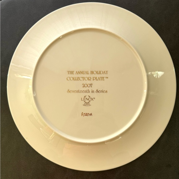 Lenox Annual Holiday Collector Plate 2007 - Picture 4 of 5